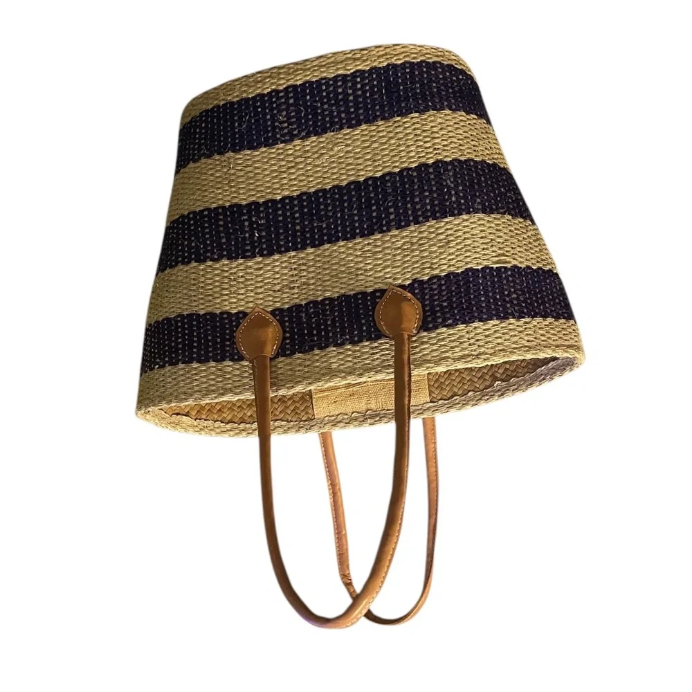 NWOT Straw Studios Large Striped Straw Women's Tote Bag.